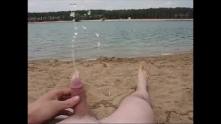 BOY PISS ON PUBLIC BEACH CZECH