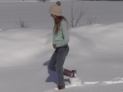 Preview 3 of Winter Pee of Katya Clover