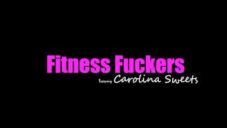 Unexpected Hard Fuck For Carolina Sweets - Gym Selfie S1:E5