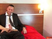 Preview 1 of Salesman in suit trousers gets wabked his huge cock by a guy !