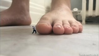 Morning Rush - PREVIEW giant man macrophile foot crush MACROPHILIA