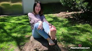Asian girlfriend gives her first footjob & cum on feet (Amateur POV)