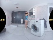 Preview 3 of VIRTUALPEE - Valentina Explosive Orgasm In Bathroom