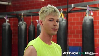 Straight Muscle Daddy Seduced By Blonde Teen Twink At The Gym