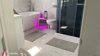 Lilu Moon Blowjob Dick and Doggystyle in the Bathroom POV