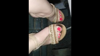 Pedal pumping in sandals hot feet