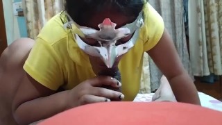 INDIAN GIRL SUCKING DICK