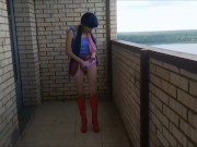 Preview 1 of Одноклассницу снимают на балконе, которая ублажает себя.