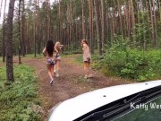 Preview 2 of Реальный пикап трех девочек-подростков в парке. Разделись и мастурбируют на публике