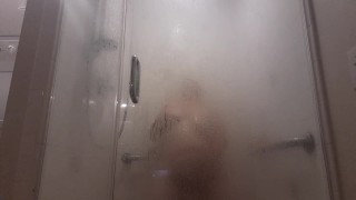 Solo shower