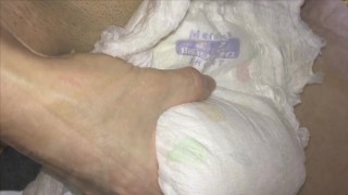 Teen wets ABDL Diaper