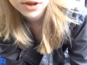 Preview 5 of Meine Freundin macht ihren ersten Spermawalk mitten im Zug