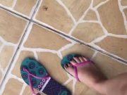 Preview 5 of @tici_feet IG ticii feet ticii_feet showing and playing with broken havaianas flip flops (preview)