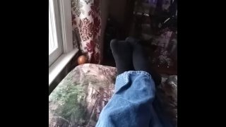 Relaxed sock feet