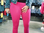 Preview 1 of Pink leggings that mold the pussy and buttocks in public