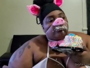 Preview 4 of Feedee Ssbbw Piggy vs Cake