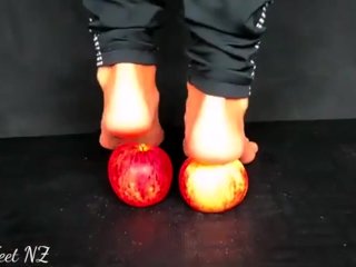 Apple Crush to satisfy your Foot Fetish - New Zealand Accent | free xxx  mobile videos - 16honeys.com