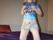 Preview 2 of A fortnite lover in shorts and T-shirt teases me with tits. How would you fuck such a hottie girl?
