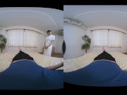 Preview 1 of 【無】[VR] 献身的な看病をしてくれる爆乳ナースが馬乗りで性欲を爆発させてきた 美雲あい梨 パート1