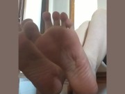 Preview 4 of Foot fetish - from below - stretching toes...!