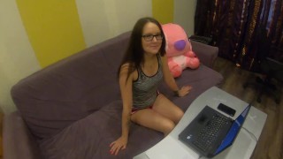 porn story: my first webcam stream on which I masturbate pussy and cum