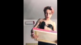 Painting with body and tits 