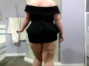 Preview 5 of Curvy woman in Little dress Flashing Asshole