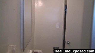 RealEmoExposed - Everytime He Takes A Shower Daisy Cruiz Comes To Suck His Cock