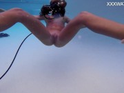 Preview 5 of Sophie Murena hottest solo babe underwater
