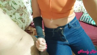 Horny girlfriend spread her legs and asked to cum