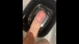 Bath masturbation by big cock straight guy - jerking in to a bowl