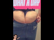 Preview 3 of 🔗 in bio if ud like to see more.... Lol or less😂 😏daddy just loves to watch me shake it for him