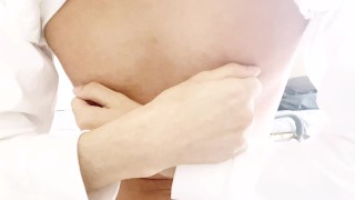 [Nipple vibrator] The perverted Japanese handsome guy has weak nipples and it feels good lol