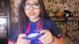 Latina playing loses in fifa and starts masturbating JOI