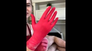 SugarNadya waxes the cock a of a chatty customer