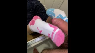 Blondie Gives Best SOCKJOB (6 PAIRS)