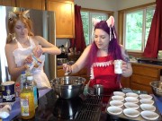 Preview 2 of baking kitties make cupcakes ft destinationkat