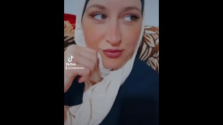 Arab slut alinaangel being dominated BDSM كحبة عراقية يضربها المصور و يعذبها و يشك طيزها و كسها شك