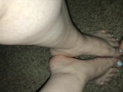 Preview 3 of I give her sexy feet and toes a nice little cumshot