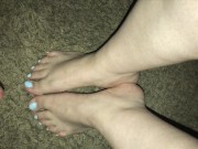 Preview 5 of I give her sexy feet and toes a nice little cumshot