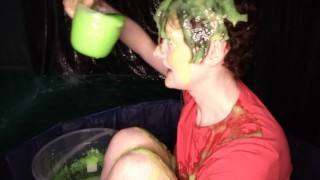 Naughty Jennifer pours gunge over her head in t-shirt & shorts