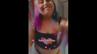 Emo girl shaking her ass in lingerie
