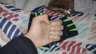 Unboxing / hand gloves i buyed to wank with it 