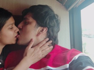 Desi Teen Kissing - Indian Teen Couple Kissing in the Bus | free xxx mobile videos -  16honeys.com