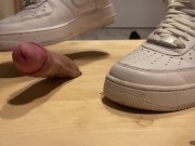 Preview 2 of Lia - Cum under my airforce with Zigarette!