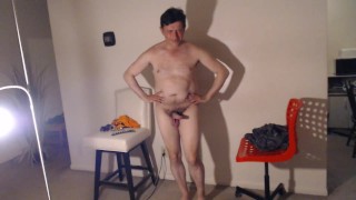 California Hunk Gets Naked & Jerks His Boner!