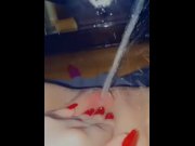 Preview 3 of Massive squirting orgasm