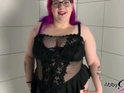 Preview 1 of German Goth BBW Abby Strange Pissing on the tiles in sexy lingerie