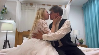 The bride rigidly deprives herself of anal virginity before the wedding looking at the True Anal