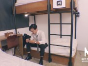Preview 1 of Trailer-Top Executive Sucks Cock In Hostel-Xia Qing Zi-MDHT-0016-Best Original Asia Porn Video